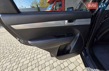 Внедорожник / Кроссовер Kia Sorento 2012 в 