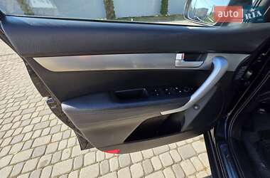 Внедорожник / Кроссовер Kia Sorento 2012 в 