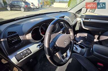 Внедорожник / Кроссовер Kia Sorento 2012 в 