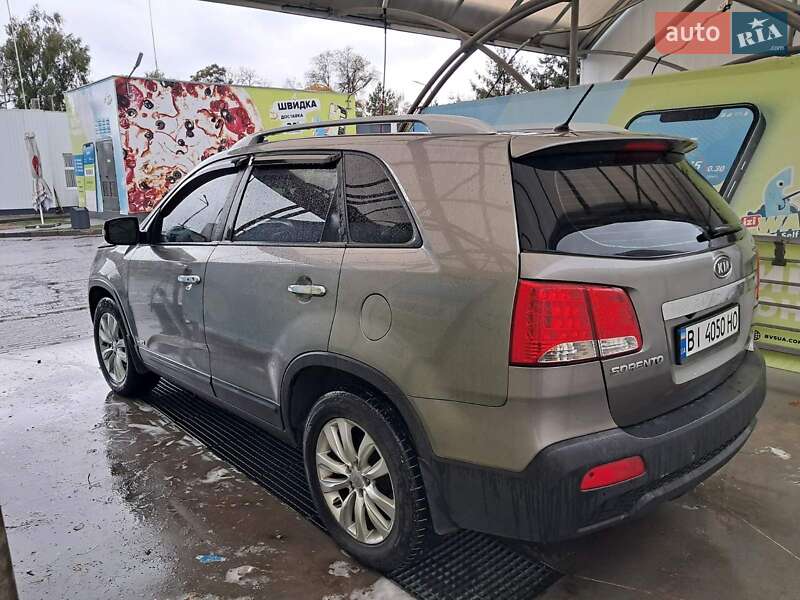 Позашляховик / Кросовер Kia Sorento 2010 в Лубнах