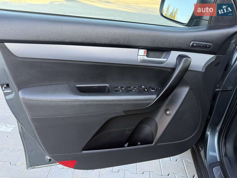 Позашляховик / Кросовер Kia Sorento 2013 в Чернівцях фото 25 Позашляховик / Кросовер Kia Sorento 2013 в Чернівцях