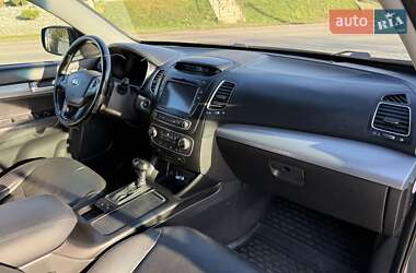 Внедорожник / Кроссовер Kia Sorento 2013 в 