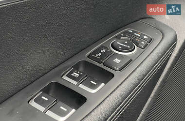 Внедорожник / Кроссовер Kia Sorento 2017 в 