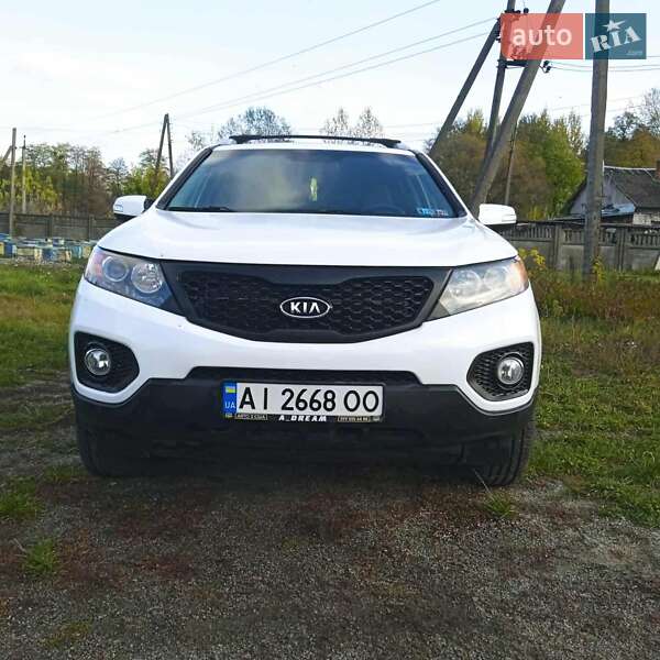 Позашляховик / Кросовер Kia Sorento 2012 в  фото Позашляховик / Кросовер Kia Sorento 2012 в
