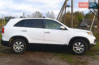 Позашляховик / Кросовер Kia Sorento 2012 в  фото 3 Позашляховик / Кросовер Kia Sorento 2012 в