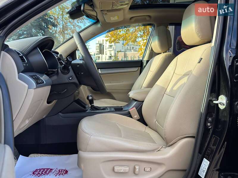 Позашляховик / Кросовер Kia Sorento 2014 в Львові