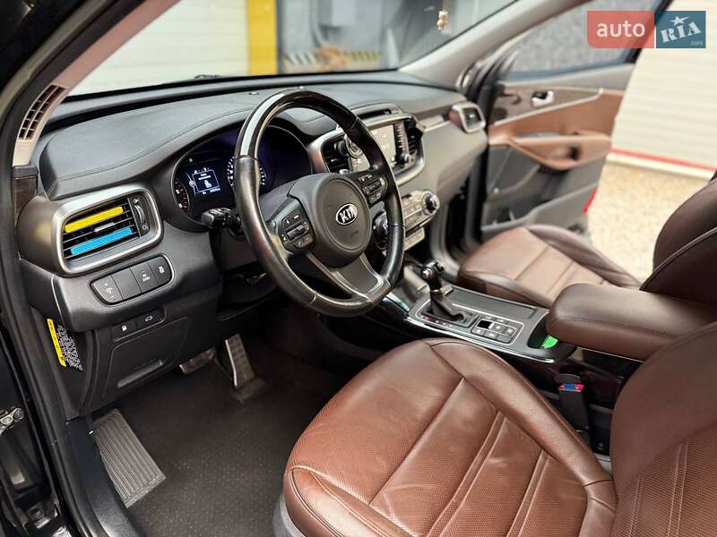 Внедорожник / Кроссовер Kia Sorento 2017 в Киеве