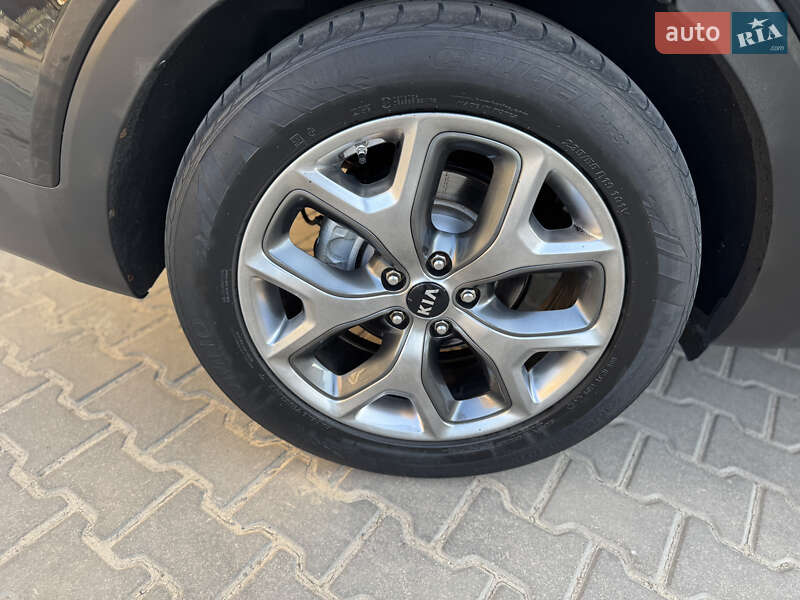 Внедорожник / Кроссовер Kia Sorento 2015 в Ивано-Франковске