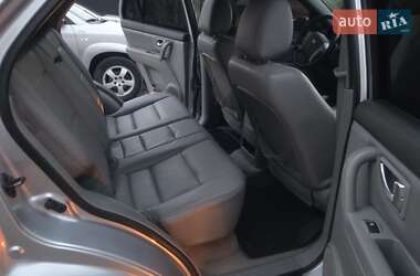 Позашляховик / Кросовер Kia Sorento 2005 в  фото 16 Позашляховик / Кросовер Kia Sorento 2005 в