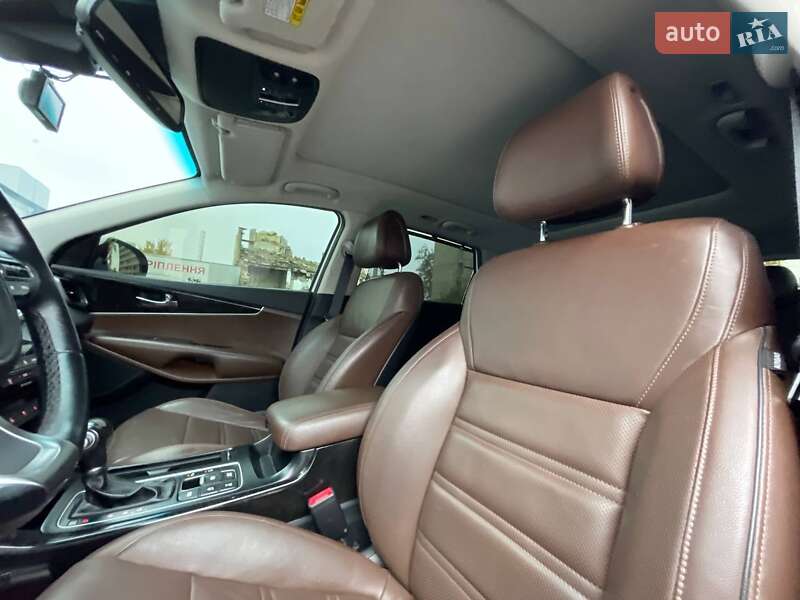 Внедорожник / Кроссовер Kia Sorento 2015 в Киеве фото 16 Внедорожник / Кроссовер Kia Sorento 2015 в Киеве