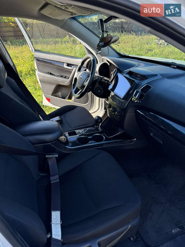 Внедорожник / Кроссовер Kia Sorento 2013 в Городке фото 6 Внедорожник / Кроссовер Kia Sorento 2013 в Городке