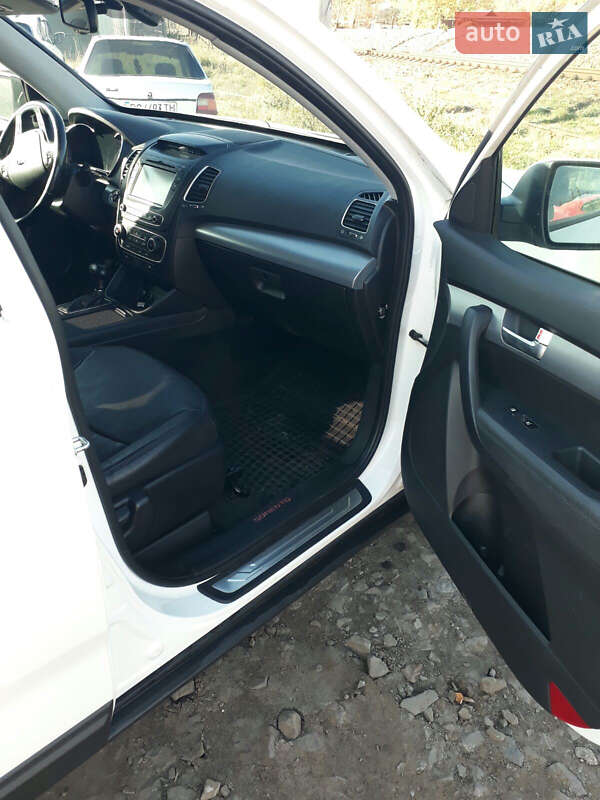 Позашляховик / Кросовер Kia Sorento 2014 в Львові фото 4 Позашляховик / Кросовер Kia Sorento 2014 в Львові