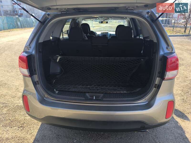 Внедорожник / Кроссовер Kia Sorento 2014 в Чернигове