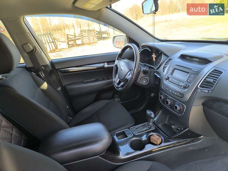 Внедорожник / Кроссовер Kia Sorento 2014 в Чернигове