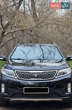 Позашляховик / Кросовер Kia Sorento 2013 в Запоріжжі Позашляховик / Кросовер Kia Sorento 2013 в Запоріжжі