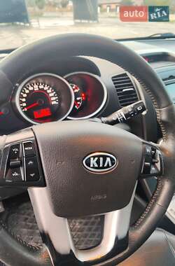 Позашляховик / Кросовер Kia Sorento 2009 в  фото 9 Позашляховик / Кросовер Kia Sorento 2009 в