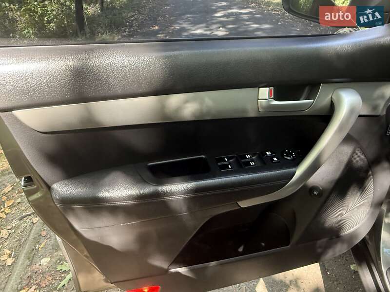 Внедорожник / Кроссовер Kia Sorento 2010 в Калуше фото 26 Внедорожник / Кроссовер Kia Sorento 2010 в Калуше