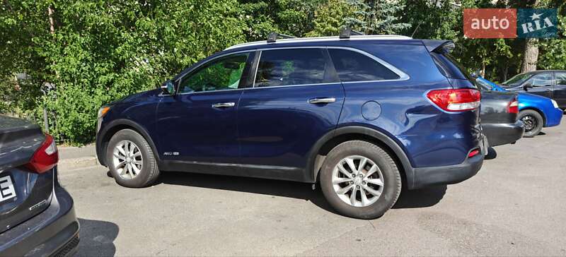 Позашляховик / Кросовер Kia Sorento 2015 в Києві