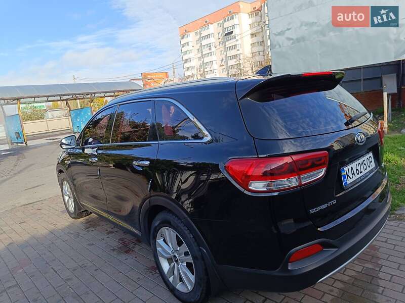Позашляховик / Кросовер Kia Sorento 2015 в Києві фото 12 Позашляховик / Кросовер Kia Sorento 2015 в Києві