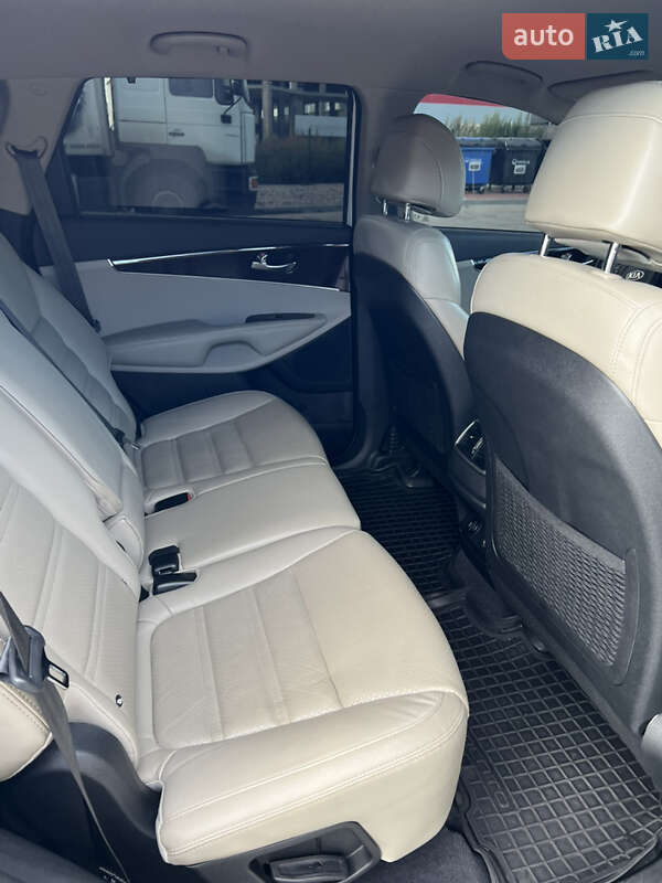 Внедорожник / Кроссовер Kia Sorento 2016 в Киеве фото 20 Внедорожник / Кроссовер Kia Sorento 2016 в Киеве