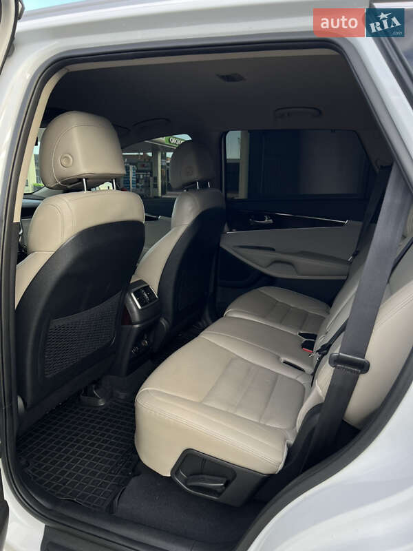 Внедорожник / Кроссовер Kia Sorento 2016 в Киеве фото 27 Внедорожник / Кроссовер Kia Sorento 2016 в Киеве