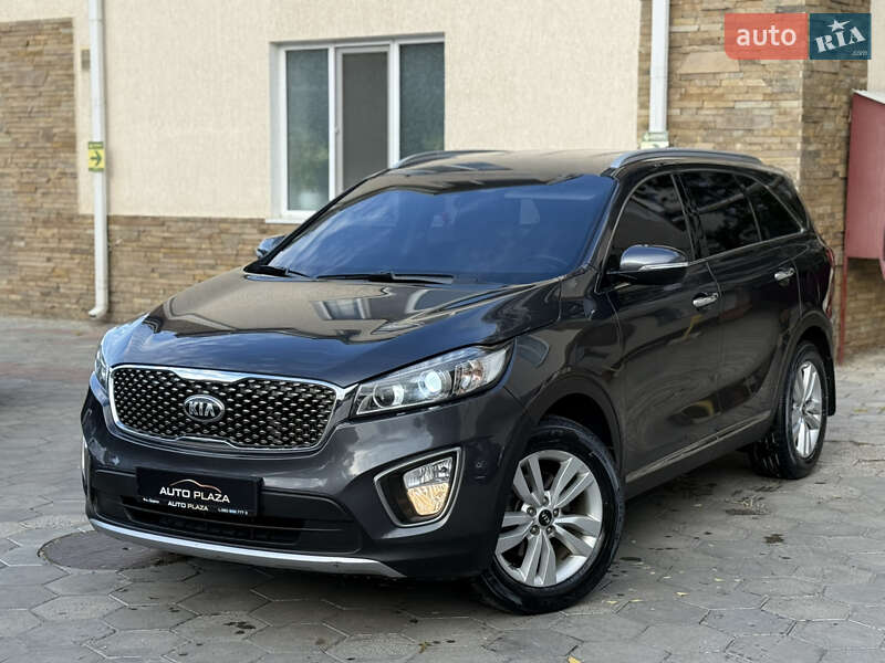 Внедорожник / Кроссовер Kia Sorento 2017 в Одессе