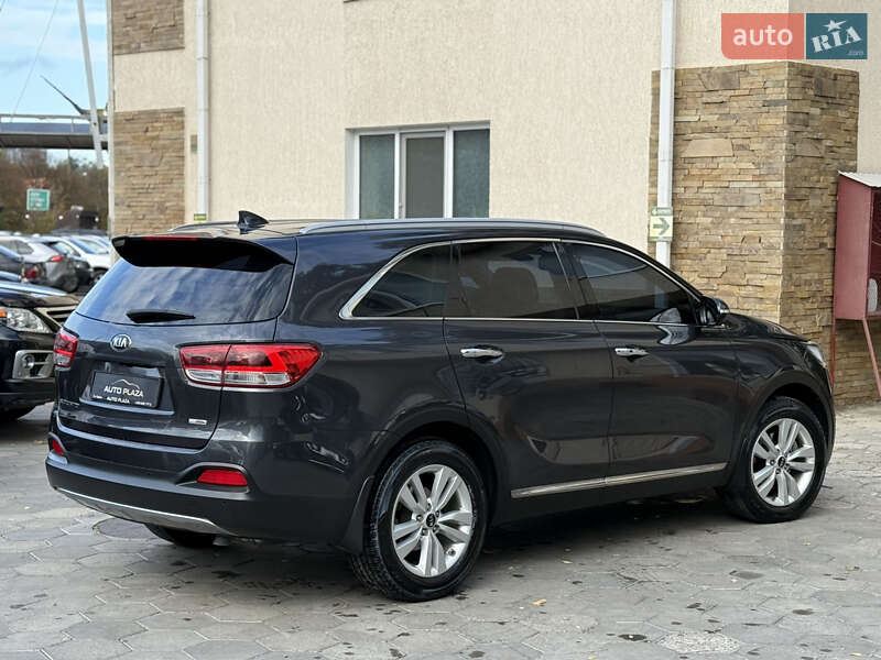 Внедорожник / Кроссовер Kia Sorento 2017 в Одессе