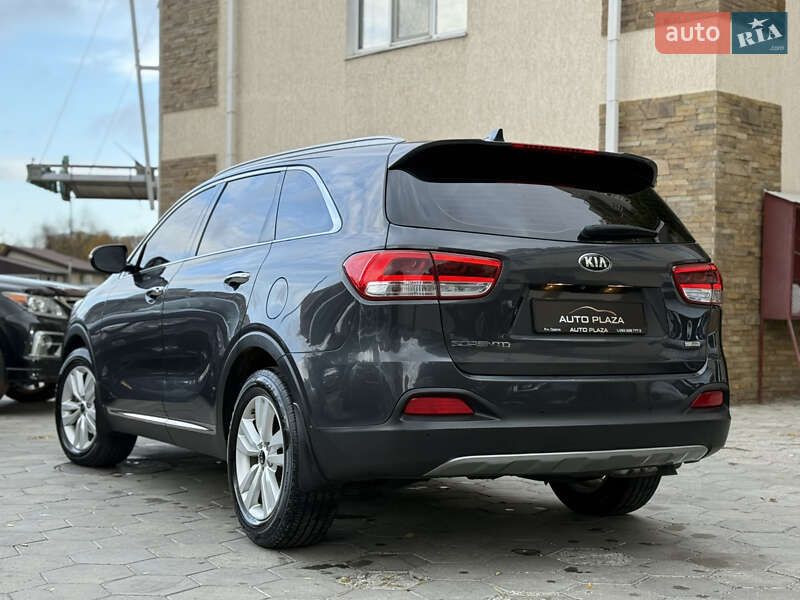Внедорожник / Кроссовер Kia Sorento 2017 в Одессе