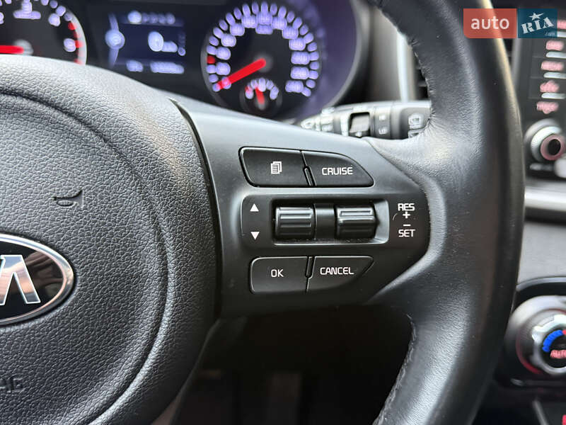 Внедорожник / Кроссовер Kia Sorento 2017 в Одессе