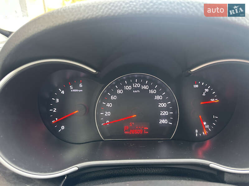 Внедорожник / Кроссовер Kia Sorento 2012 в Бородянке фото 13 Внедорожник / Кроссовер Kia Sorento 2012 в Бородянке