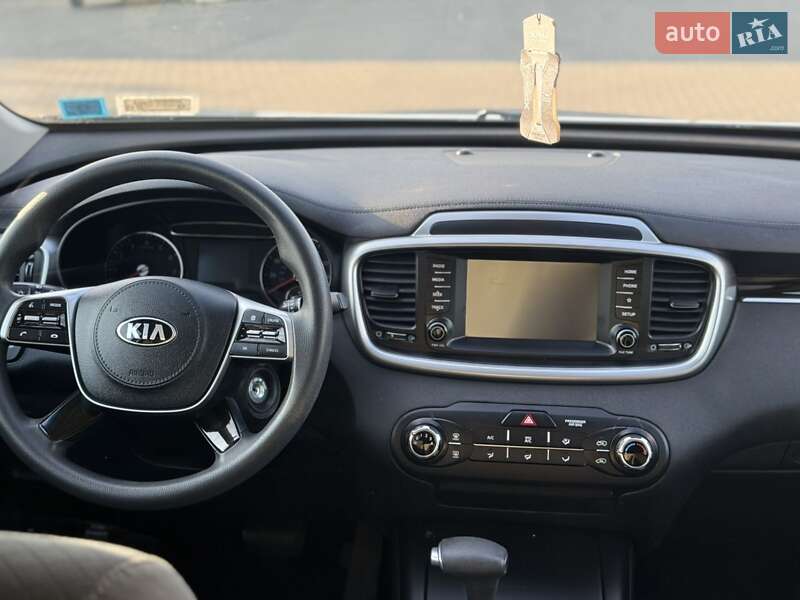 Внедорожник / Кроссовер Kia Sorento 2018 в Городенке