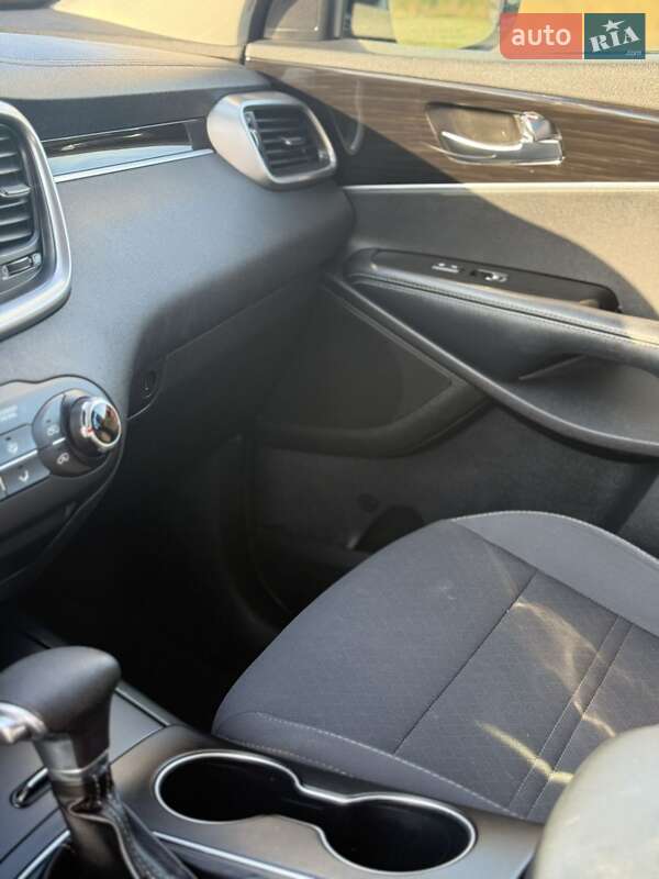 Внедорожник / Кроссовер Kia Sorento 2018 в Городенке