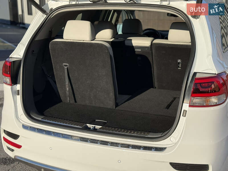 Внедорожник / Кроссовер Kia Sorento 2017 в Киеве