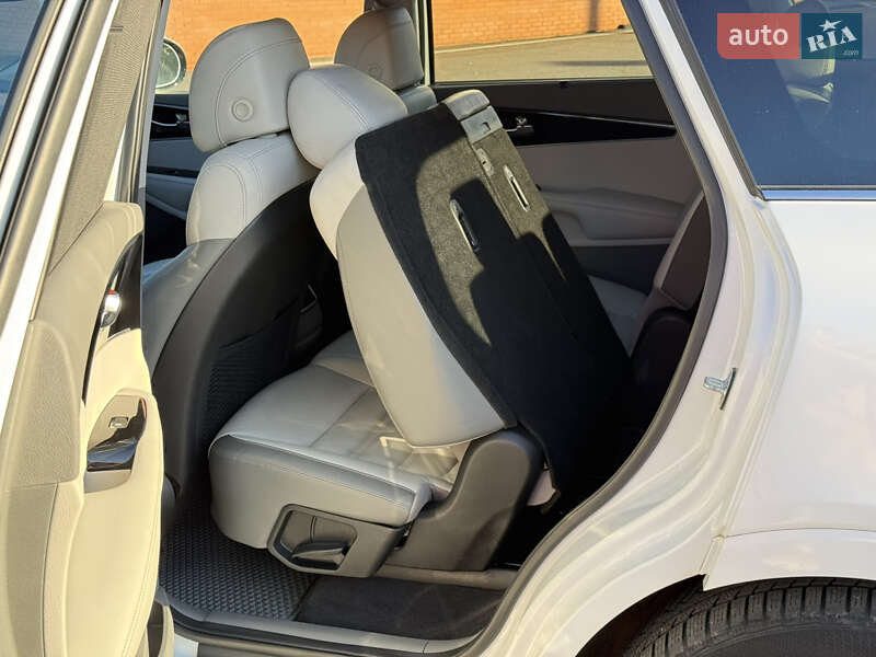 Внедорожник / Кроссовер Kia Sorento 2017 в Киеве