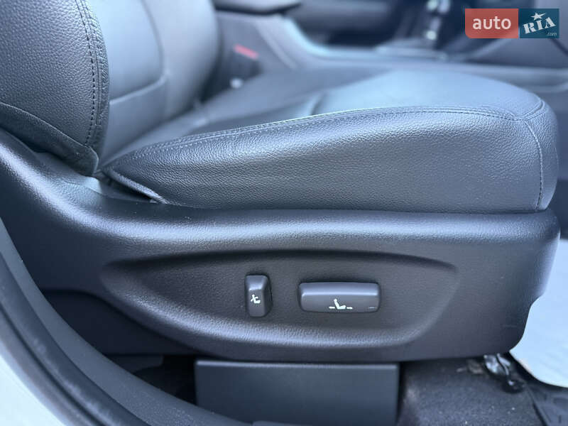 Внедорожник / Кроссовер Kia Sorento 2014 в Калуше