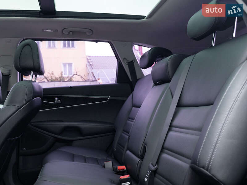Внедорожник / Кроссовер Kia Sorento 2015 в Одессе фото 25 Внедорожник / Кроссовер Kia Sorento 2015 в Одессе