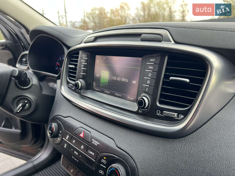 Позашляховик / Кросовер Kia Sorento 2016 в Трускавці фото 21 Позашляховик / Кросовер Kia Sorento 2016 в Трускавці