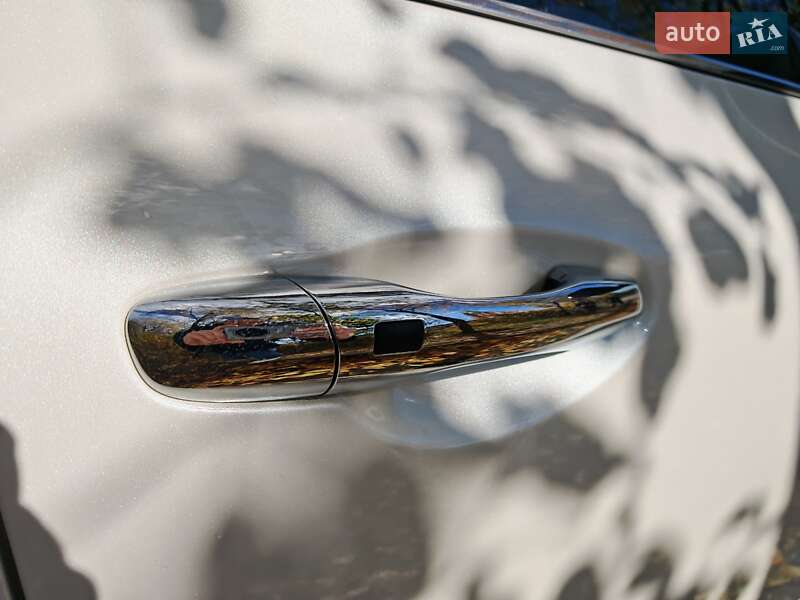 Внедорожник / Кроссовер Kia Sorento 2015 в Могилев-Подольске фото 6 Внедорожник / Кроссовер Kia Sorento 2015 в Могилев-Подольске