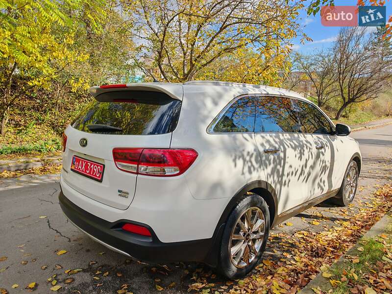 Внедорожник / Кроссовер Kia Sorento 2015 в Могилев-Подольске фото 8 Внедорожник / Кроссовер Kia Sorento 2015 в Могилев-Подольске