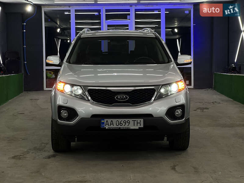 Внедорожник / Кроссовер Kia Sorento 2010 в Киеве