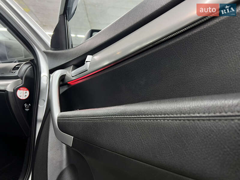 Внедорожник / Кроссовер Kia Sorento 2010 в Киеве