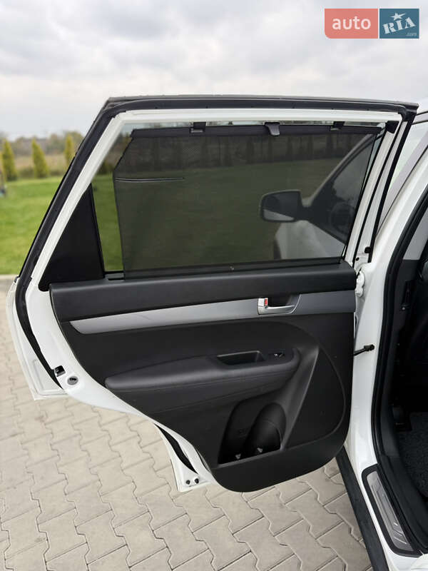 Внедорожник / Кроссовер Kia Sorento 2014 в Луцке фото 94 Внедорожник / Кроссовер Kia Sorento 2014 в Луцке