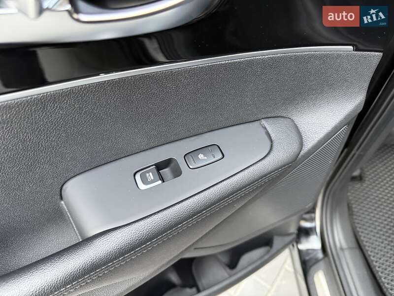 Позашляховик / Кросовер Kia Sorento 2018 в Вінниці