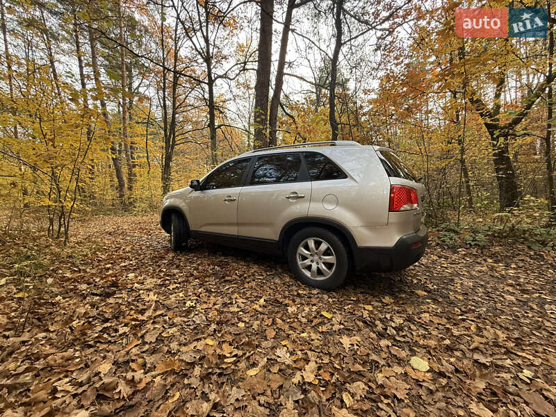 Внедорожник / Кроссовер Kia Sorento 2010 в Шептицькому