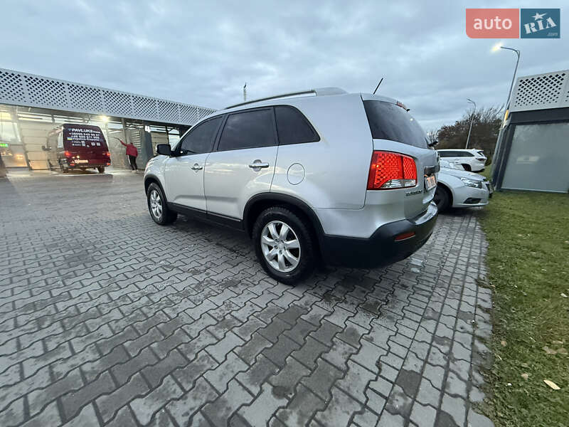 Внедорожник / Кроссовер Kia Sorento 2010 в Шептицькому