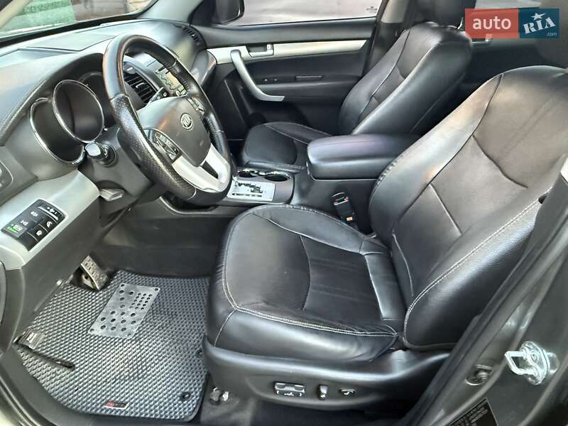 Внедорожник / Кроссовер Kia Sorento 2011 в Борисполе фото 37 Внедорожник / Кроссовер Kia Sorento 2011 в Борисполе