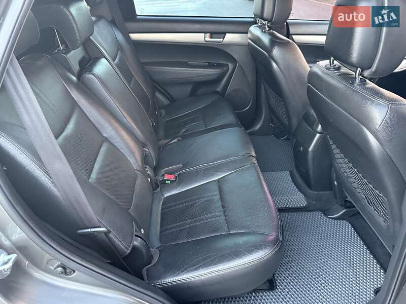 Внедорожник / Кроссовер Kia Sorento 2011 в Борисполе фото 50 Внедорожник / Кроссовер Kia Sorento 2011 в Борисполе