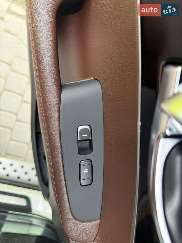 Позашляховик / Кросовер Kia Sorento 2015 в Львові