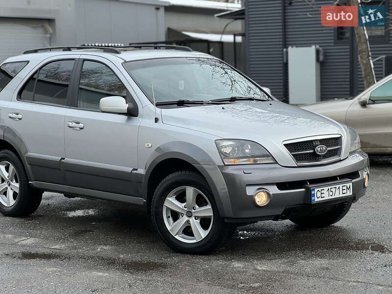 Позашляховик / Кросовер Kia Sorento 2004 в Чернівцях