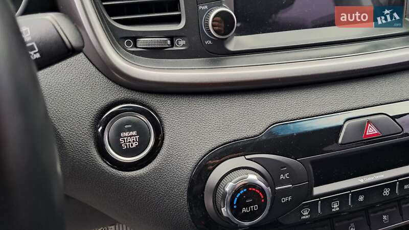 Внедорожник / Кроссовер Kia Sorento 2015 в Киеве фото 21 Внедорожник / Кроссовер Kia Sorento 2015 в Киеве